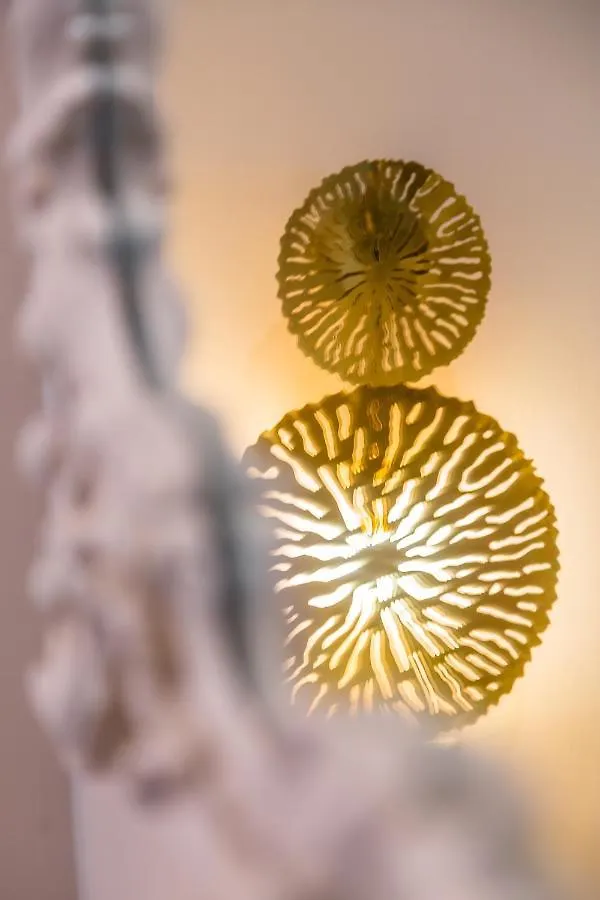 Golden Shell At Historical Center By Napoliapartments Italy