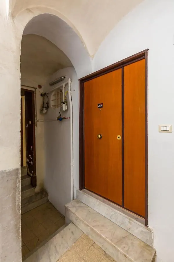 Golden Shell At Historical Center By Napoliapartments Apartment